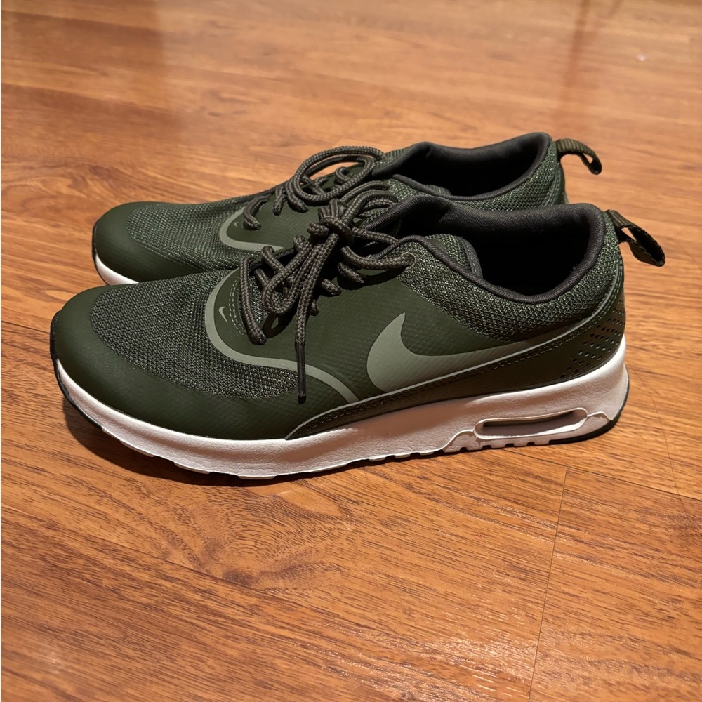 Nike Air Max Shoes